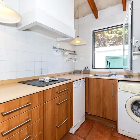 Madrono Holiday home
