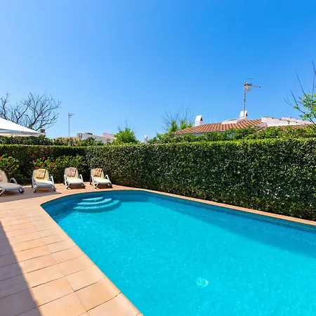 Madrono * Cala'N Bosch (Menorca)